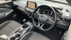 Nissan Juke 1.0 DiG-T N-Connecta 5dr Petrol Hatchback